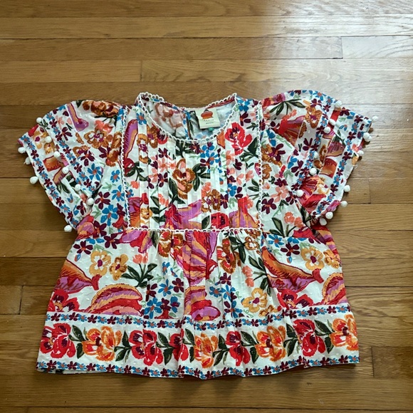 FARM Rio Tops - Farm Rio Floral Top Blouse with Pom Pom Short Sleeves Small